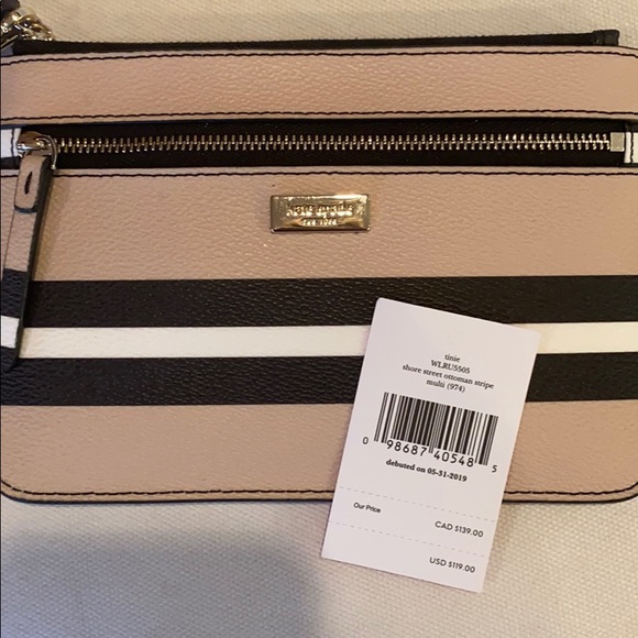 NWT Kate Spade leather tinie wristlet - Picture 2 of 5